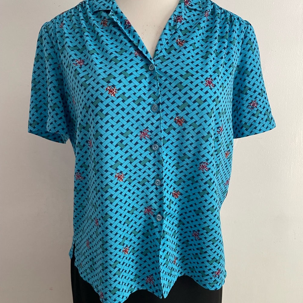 Turquoise Blue Basket Weave Blouse with Short Sleeves